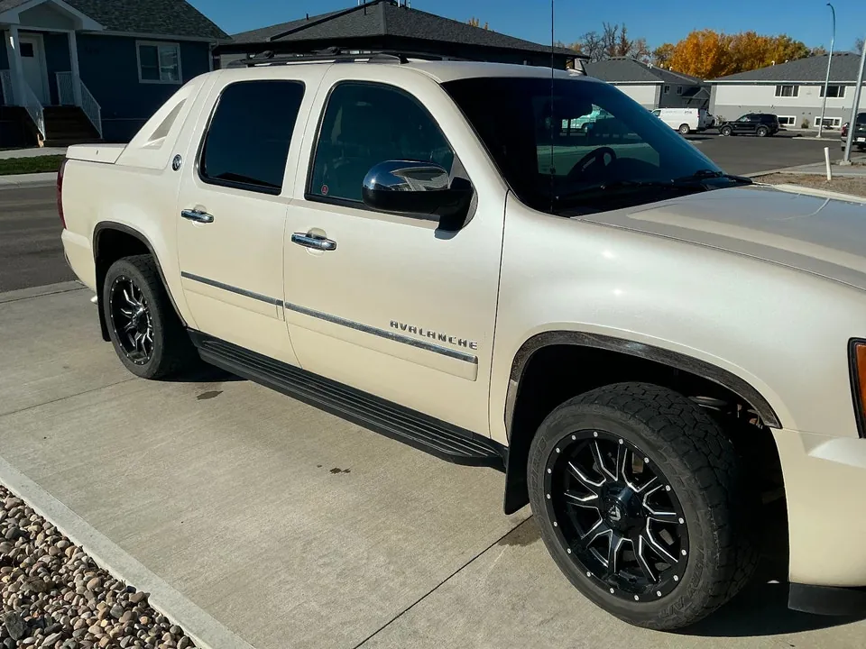 Chevrolet Avalanche 2013 photo 3