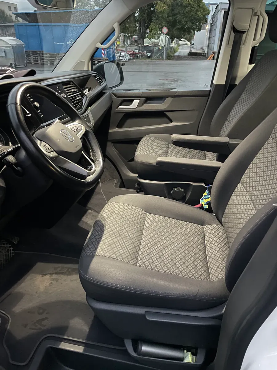 Volkswagen Multivan 2021 photo 3