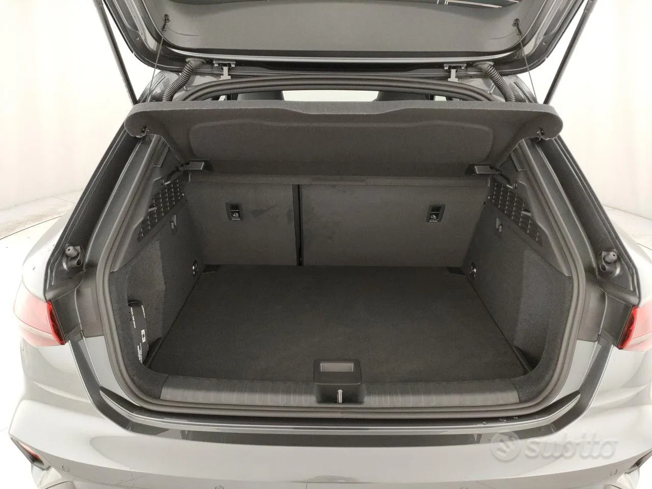 Audi A3 Sportback 2025 photo 4