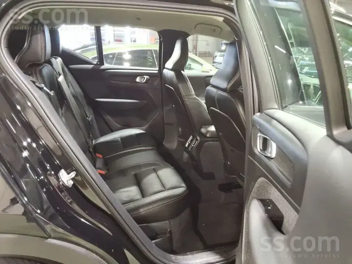 Volvo Xc40 2022 photo 5