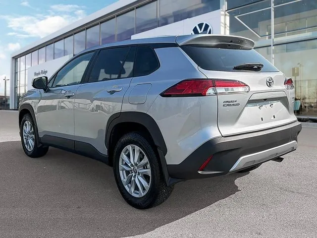 Toyota Corolla Cross 2022 photo 3