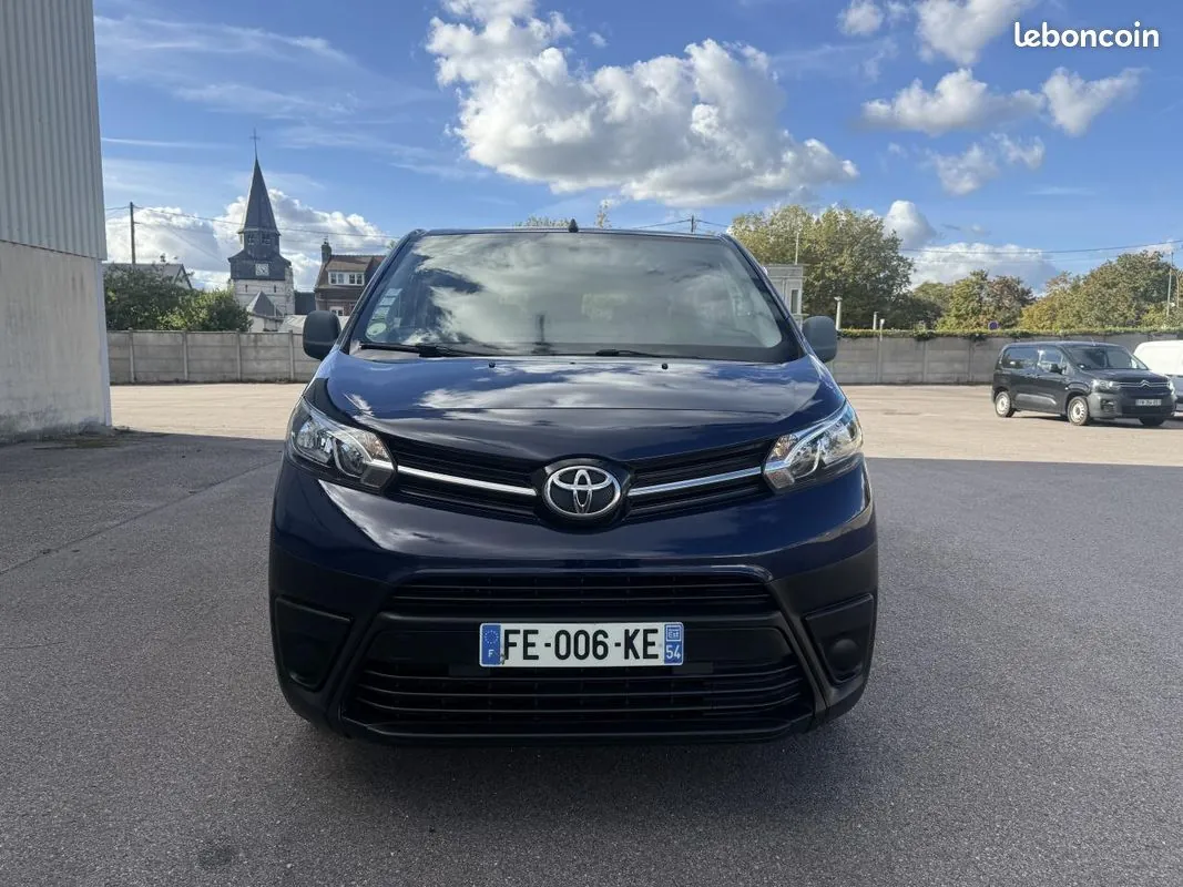 Toyota Proace Verso 2019 photo 2