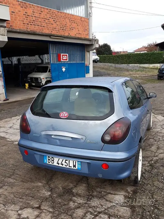 Fiat Bravo 1999 photo 2