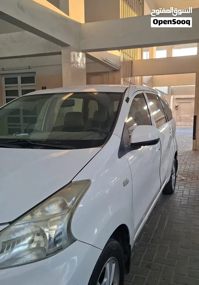 Toyota Avanza 2015 photo 4