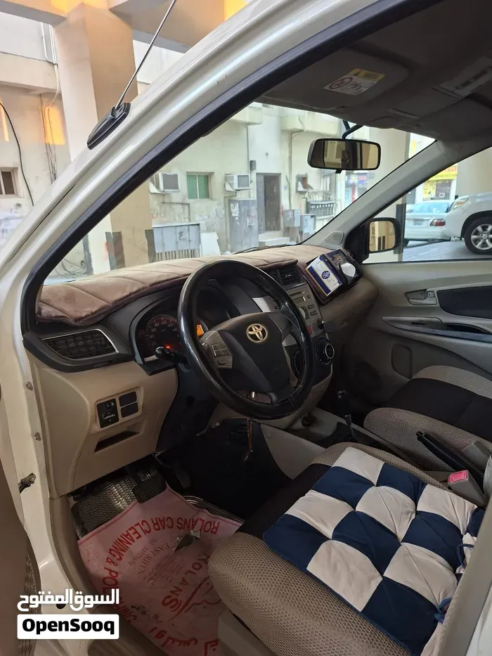 Toyota Avanza 2015 photo 3