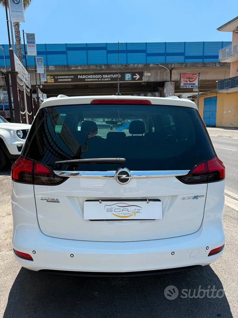 Opel Zafira Tourer 2013 photo 4