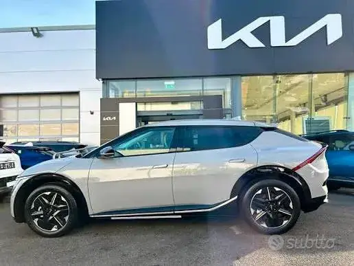 Kia Ev6 2025 photo 2