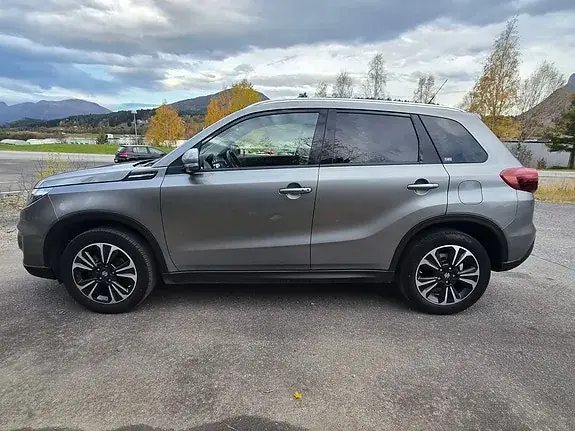 Suzuki Vitara 2024 photo 3