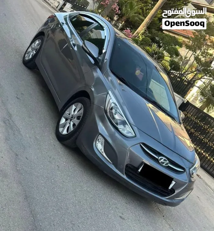 Hyundai Accent 2013 photo 5