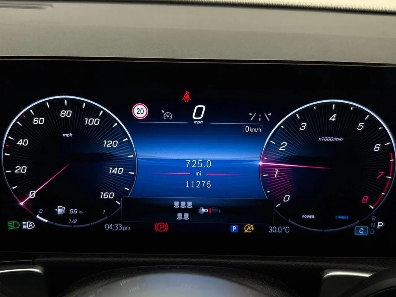 Mercedes-Benz Glb 2025 photo 4