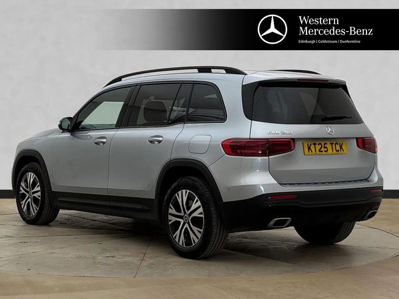 Mercedes-Benz Glb 2025 photo 2