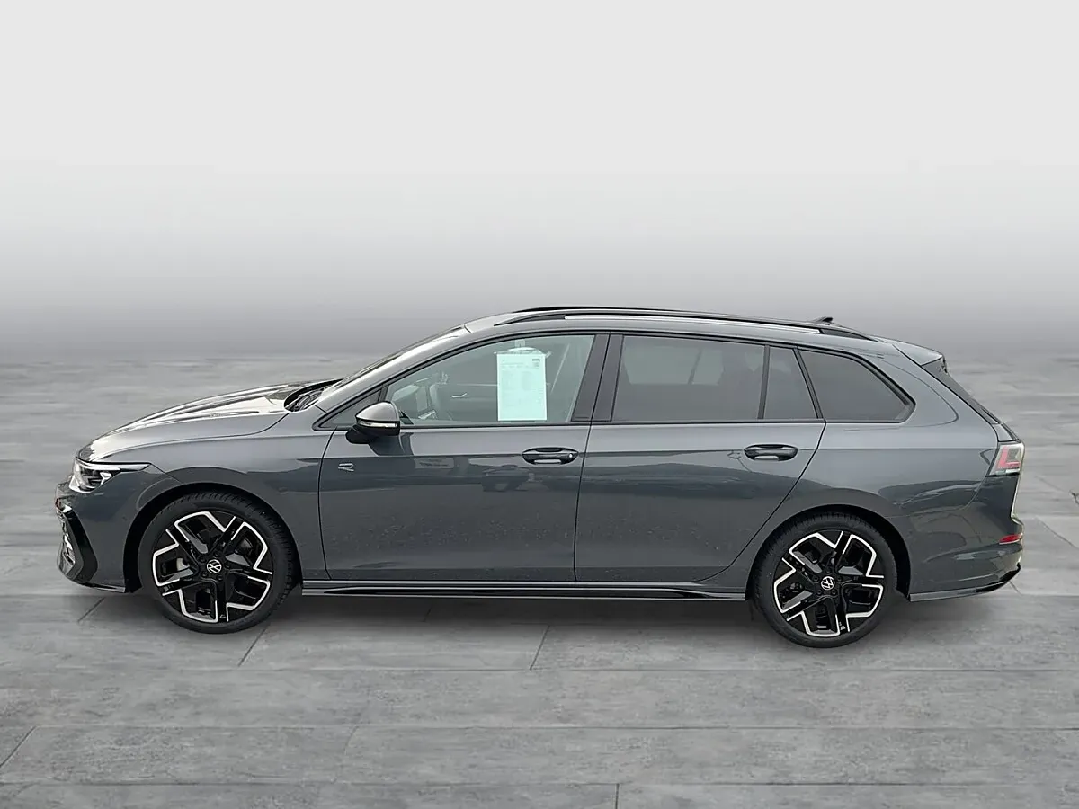 Volkswagen Golf 2026 photo 2