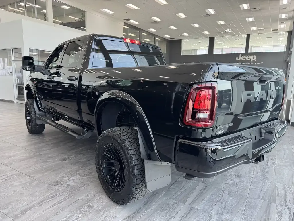 Ram 3500 2026 photo 2