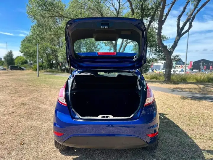 Ford Fiesta 2016 photo 3