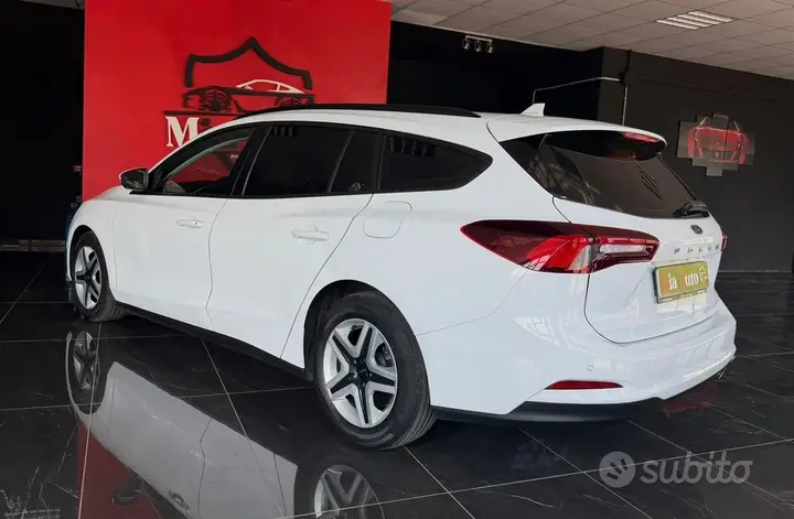 Ford Focus 2022 photo 4