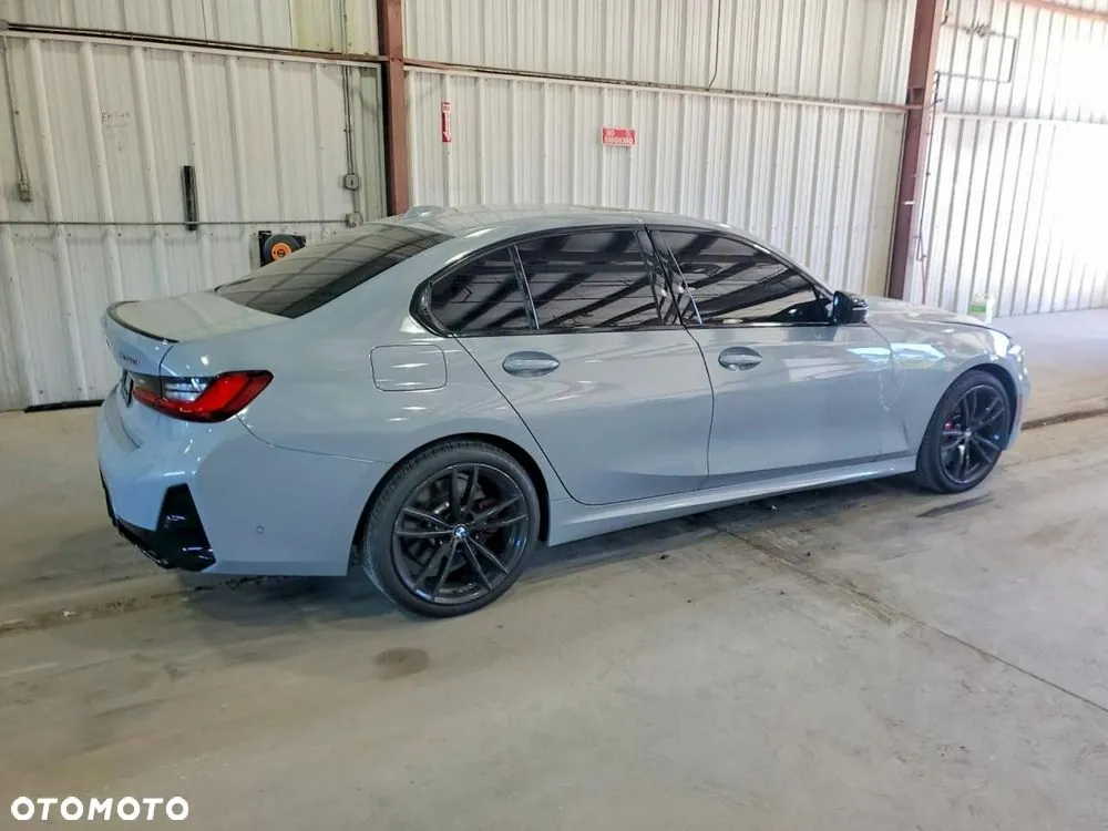 BMW 3 Series 2024 photo 4