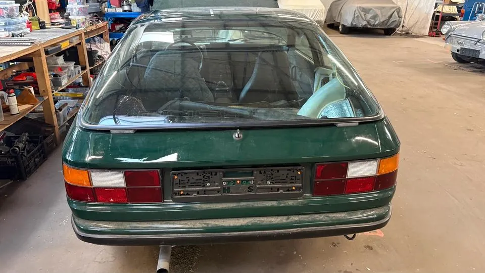 Porsche 924