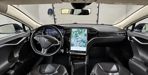 Tesla Model S 2015 photo 3