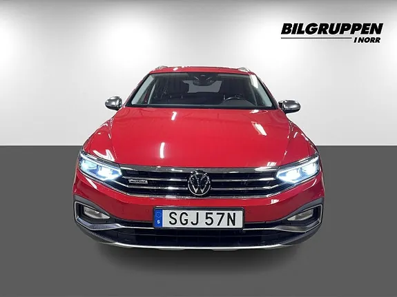 Volkswagen Passat Alltrack 2021 photo 2