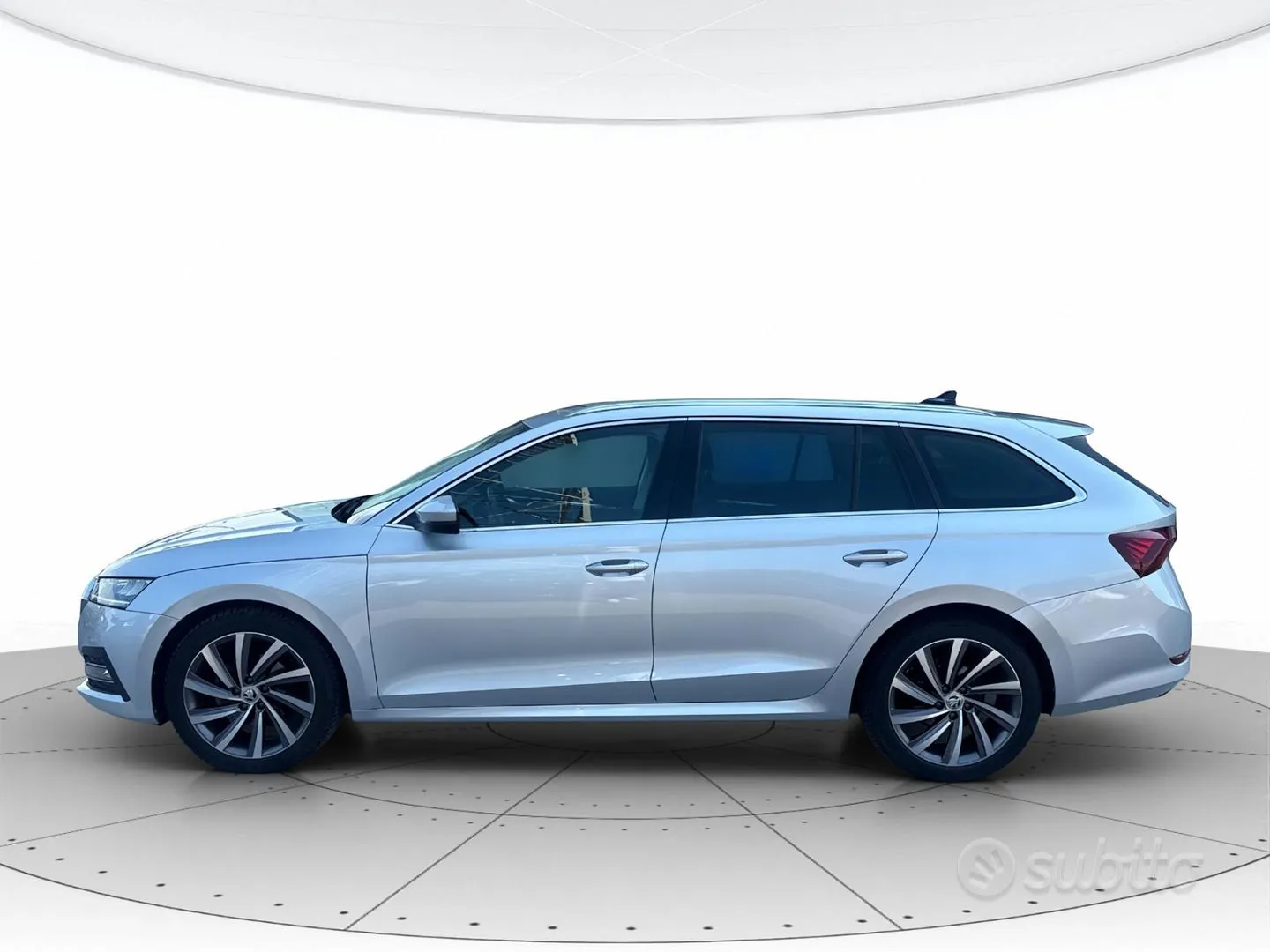 Skoda Octavia 2022 photo 2