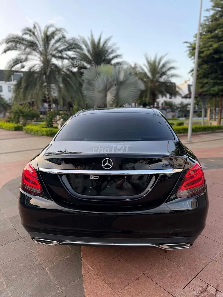 Mercedes-Benz C-Class 2016 photo 3