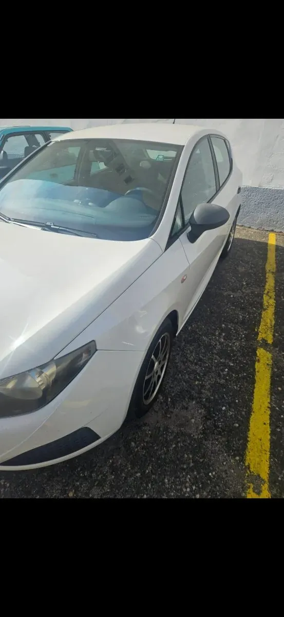 Seat Ibiza 2009 photo 2
