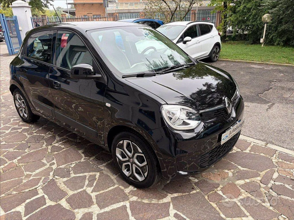 Renault Twingo 2023 photo 2