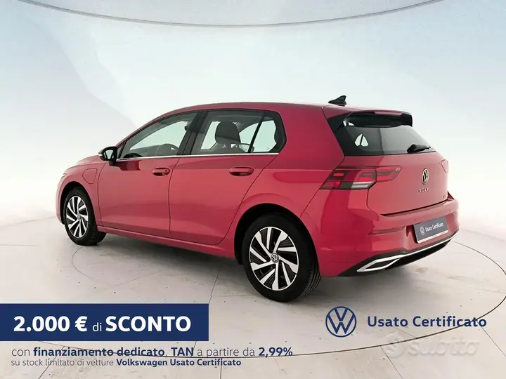 Volkswagen Golf 2024 photo 3
