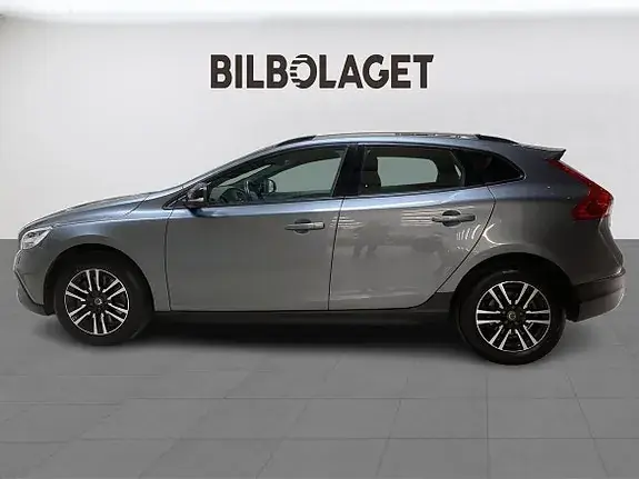 Volvo V40 Cross Country 2017 photo 2