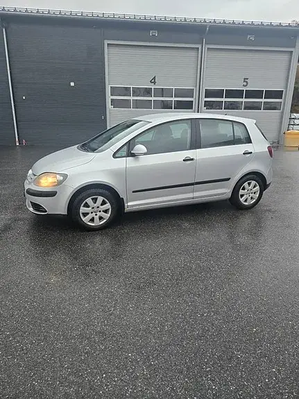 Volkswagen Golf Plus 2008 photo 3