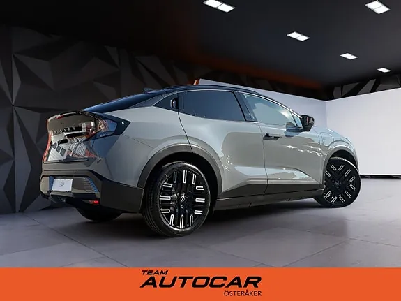 Nissan Leaf 2026 photo 4