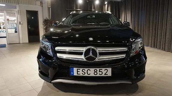 Mercedes-Benz Gla200 2015 photo 2