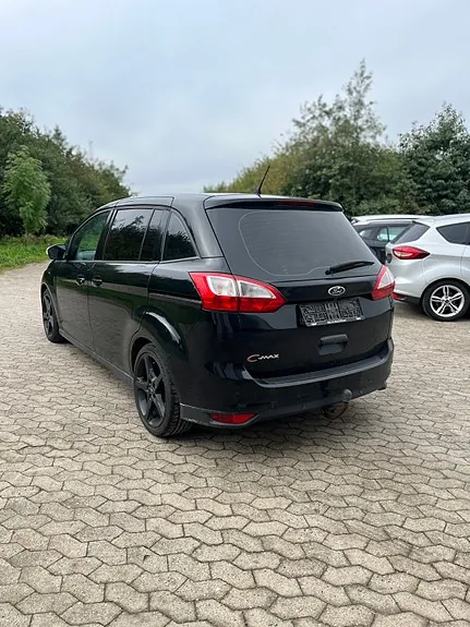 Ford Grand C-Max 2015 photo 2