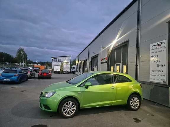 Seat Ibiza 2013 photo 2