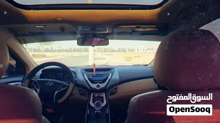 Hyundai Elantra 2012 photo 3