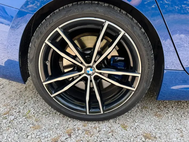 BMW 330D 2019 photo 4