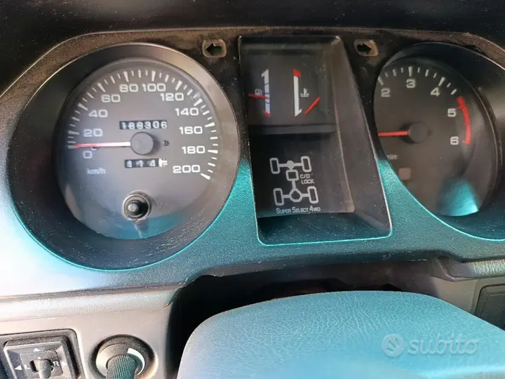 Mitsubishi Pajero 1997 photo 4
