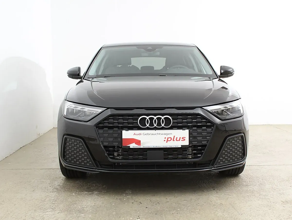 Audi A1 Sportback 2025 photo 2