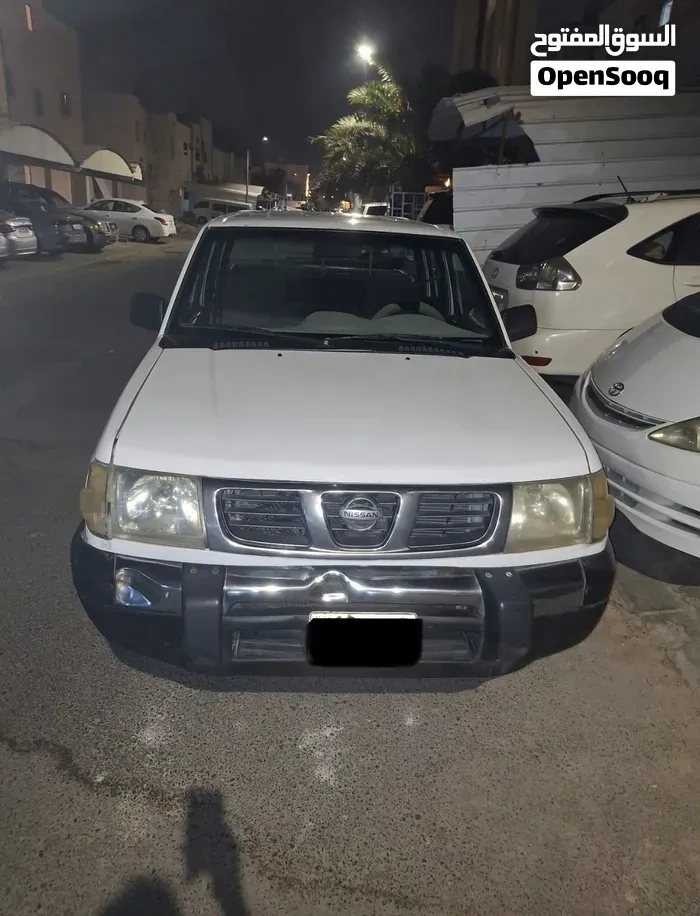 Nissan Datsun 2002 photo 2