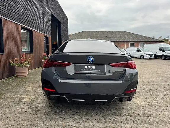 BMW I4 2025 photo 4