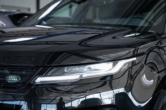 Land Rover Range Rover Evoque 2026 photo 4
