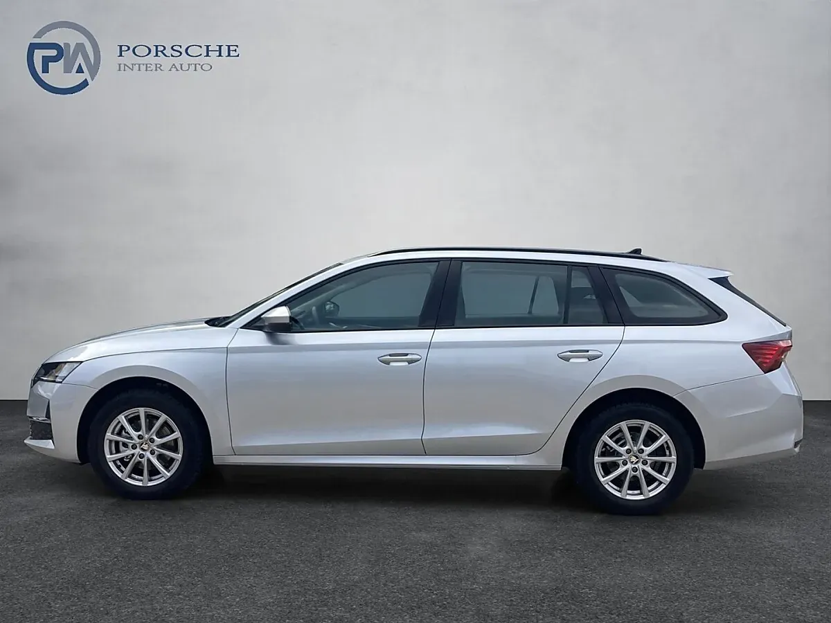 Skoda Octavia 2026 photo 2