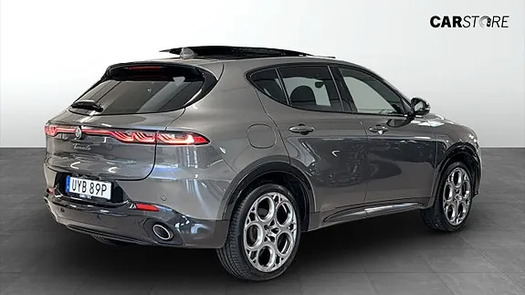 Alfa Romeo Tonale 2023 photo 2