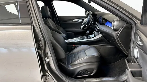 Alfa Romeo Tonale 2023 photo 3
