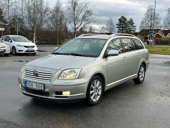Toyota Avensis 2005 photo 3