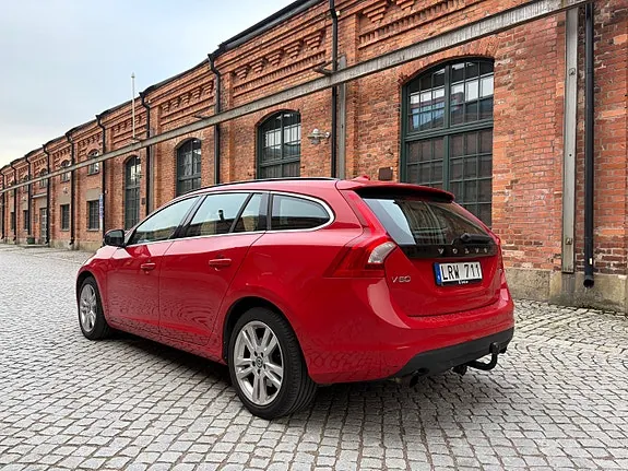 Volvo V60 2011 photo 3
