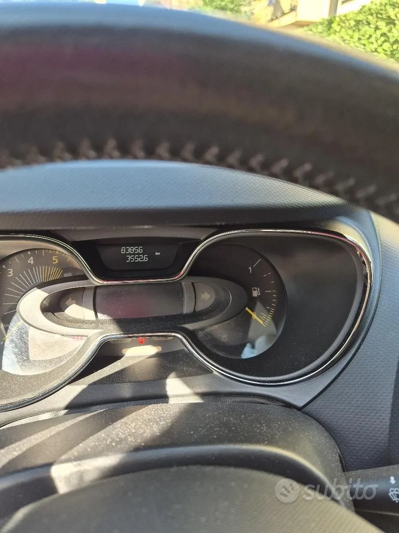 Renault Captur 2015 photo 4