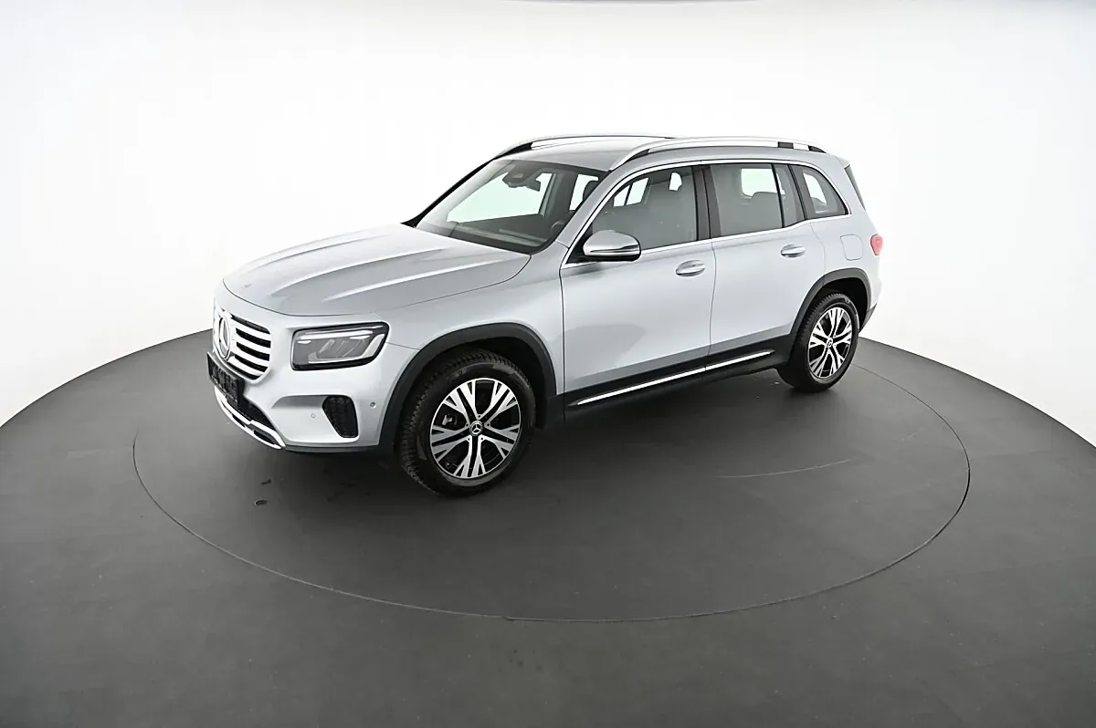 Mercedes-Benz Glb 2025 photo 3