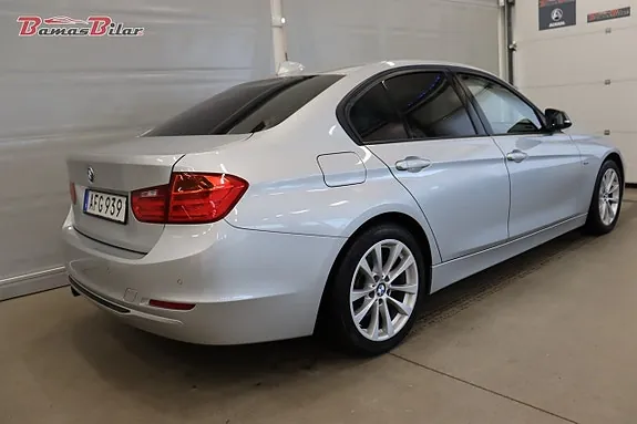 BMW 320 2012 photo 5