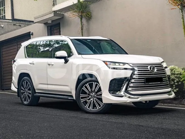 Lexus Lx500D